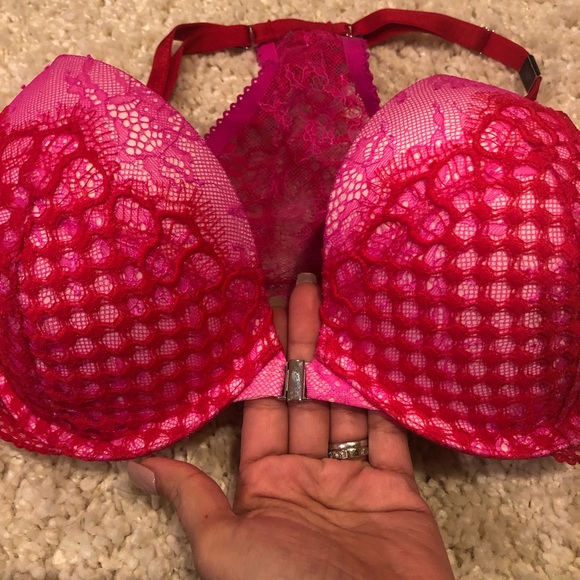 Victoria’s Secret Bra - Picture 2 of 6